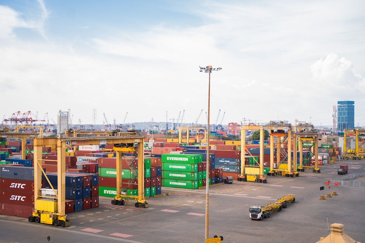 Terminal container di pelabuhan Jakarta